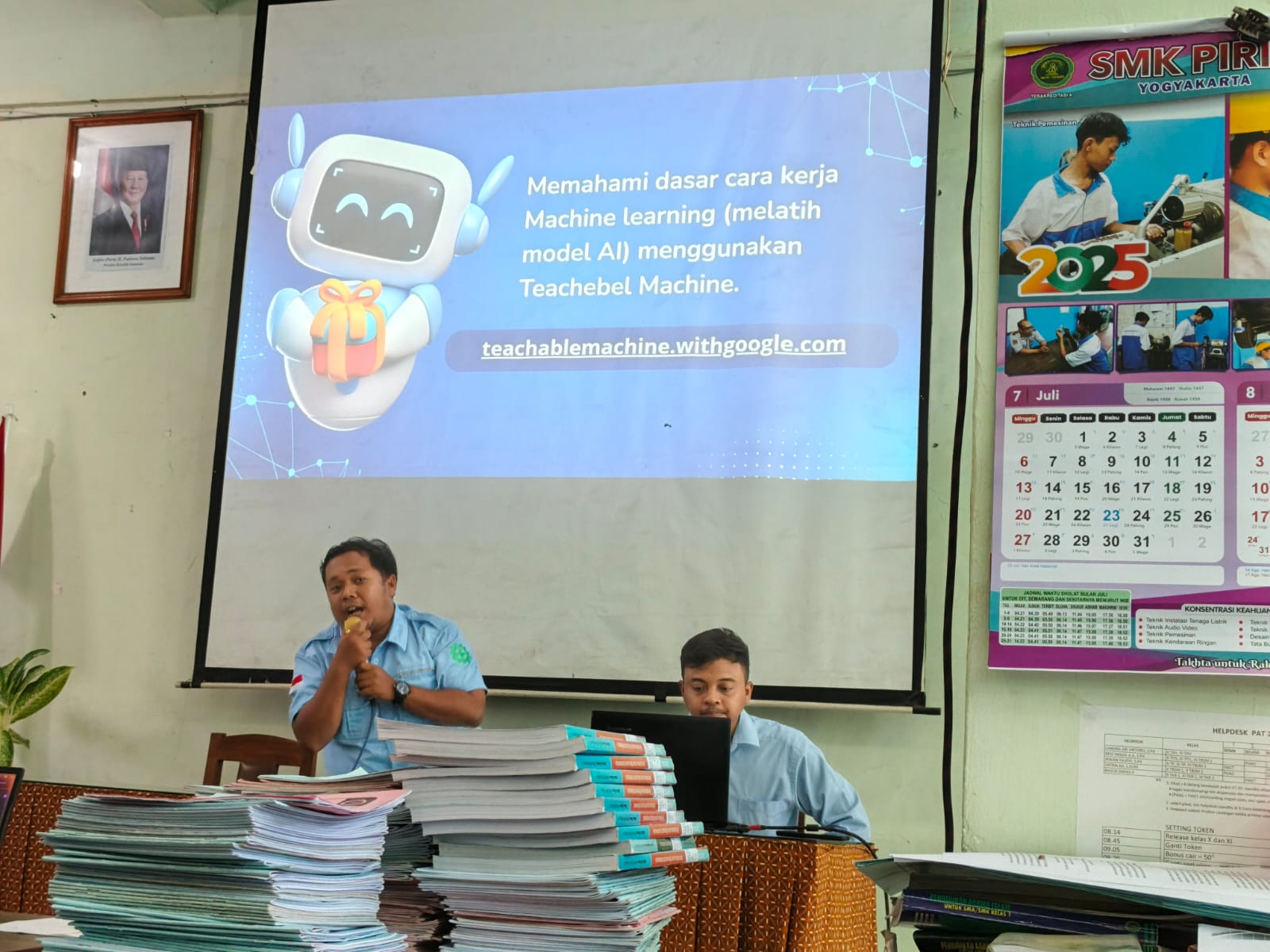 Gambar Artikel Pembuatan  Media Pembelajaran Dengan Memanfaatkan Koding dan Kecerdasan Artifisial bagi guru mata pelajaran di SMK PIRI 1 Yogyakarta